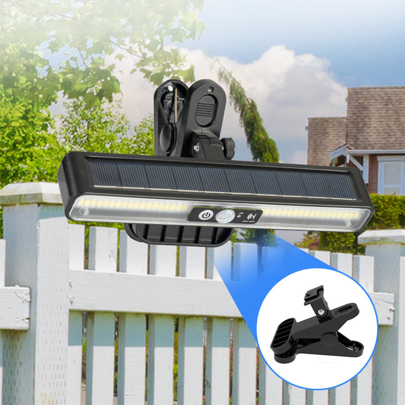 🥳2026 HOT SALE🥳💞50K+ SOLD!☀️🔦 50% OFF! Solar Outdoor Clip Lights with Motion Sensor – Auto‑on when you walk by, solar‑powered no wiring. Clip anywhere – perfect for garden, shed & garage! 🏡✨