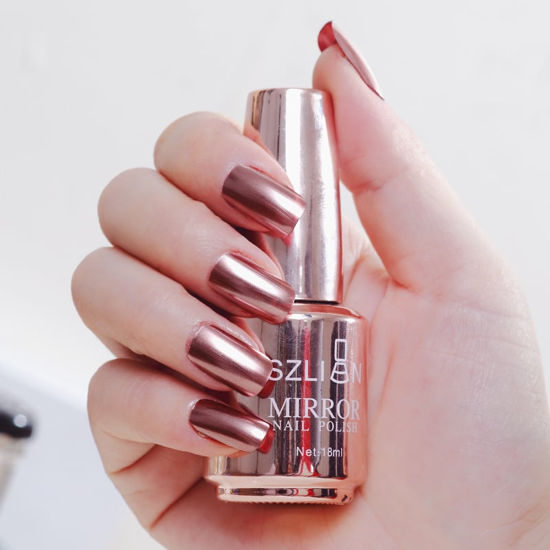 🥳2026 HOT SALE🥳💞50K+ SOLD!💅✨ 50% OFF! Glamorous Metallic Mirror Nail Polish – One coat gives stunning chrome shine. No base coat, no powder – just apply & go. High pigment, quick dry – a salon finish at home! 🪞💖
