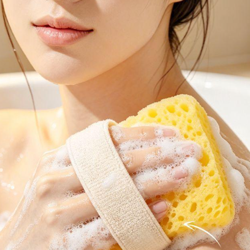🥳2026 HOT SALE🥳💞50K+ SOLD!🧽✨ 50% OFF! Double-Sided Bath Foaming Pouch – One side for rich lather, one side for gentle exfoliation. Soft yet effective – smooth, radiant skin every shower! 🚿🌸