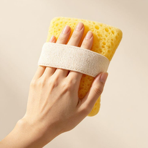 🥳2026 HOT SALE🥳💞50K+ SOLD!🧽✨ 50% OFF! Double-Sided Bath Foaming Pouch – One side for rich lather, one side for gentle exfoliation. Soft yet effective – smooth, radiant skin every shower! 🚿🌸