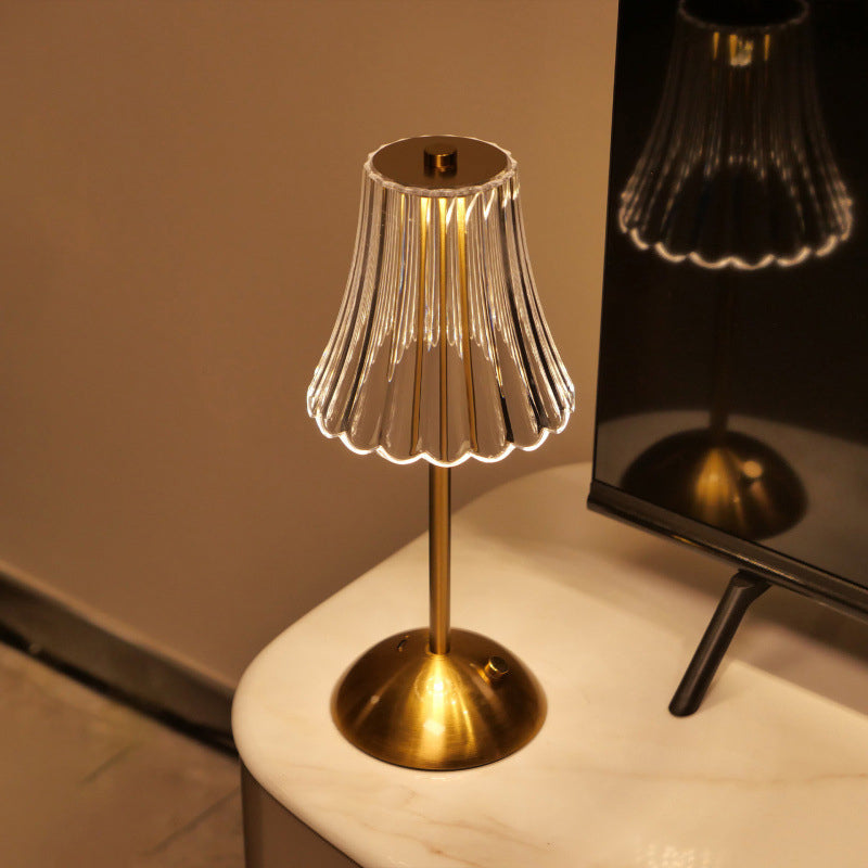 🥳2026 HOT SALE🥳💞50K+ SOLD! ✨🔋 Retro Table Lamp – touch dimming, no cords to trip over. Type-C rechargeable, use anywhere. Eye-friendly light, 3 color modes. Easy living! 🏠💪