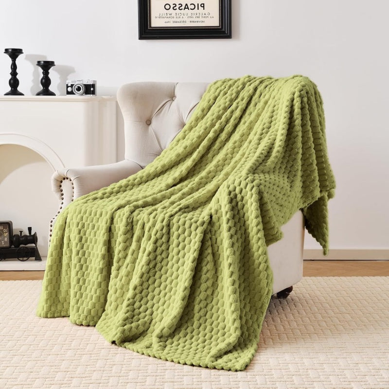🥳2026 HOT SALE🥳💞50K+ SOLD! 🛋️✨ 50% OFF! Soft Flannel Throw Blanket – 3D bubble texture, cloud-like softness, breathable warmth. Perfect for sofa, bed & cosy nights! 🛡️💚