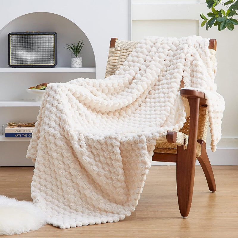 🥳2026 HOT SALE🥳💞50K+ SOLD! 🛋️✨ 50% OFF! Soft Flannel Throw Blanket – 3D bubble texture, cloud-like softness, breathable warmth. Perfect for sofa, bed & cosy nights! 🛡️💚