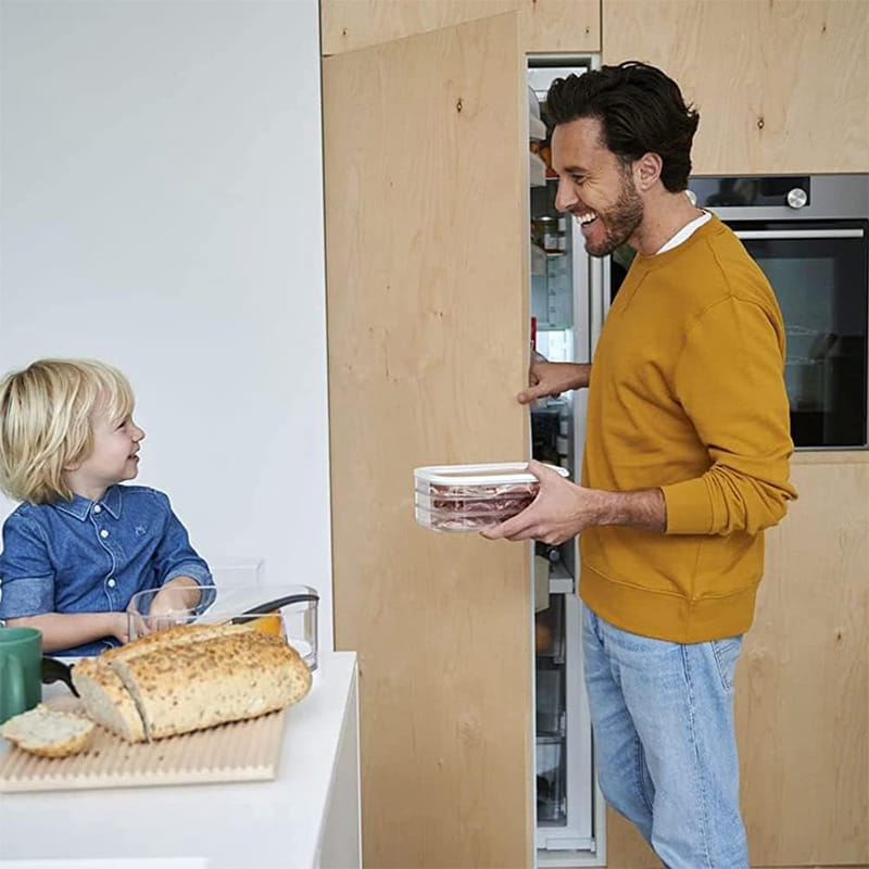 🥳2026 HOT SALE🥳💞50K+ SOLD! 👀📦 50% OFF! Clear Fridge Storage Container with Lid – Transparent walls for easy visibility, stackable design saves space. 3 sizes available – keep your fridge tidy & organised! 🧊✨