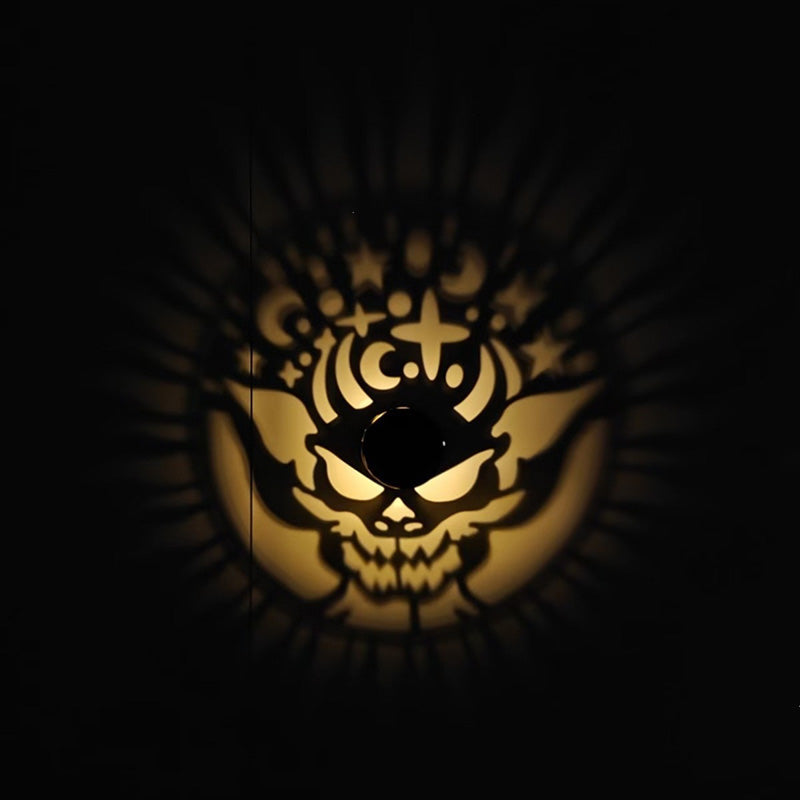 🥳2026 HOT SALE🥳💞50K+ SOLD! 🎄❄️ 50% OFF! Solar Outdoor Decorative Wall Projection Light – IP65 weatherproof, auto on/off. Projects festive patterns – perfect for Christmas & Halloween! 🏡✨