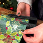 🥳2026 HOT SALE🥳💞50K+ SOLD! ✂️🎁 Wrapping Paper Cutter – hidden blade, ergonomic handle cuts clean & straight every time. No more jagged edges or hand strain – wrap gifts faster! 🎀✨