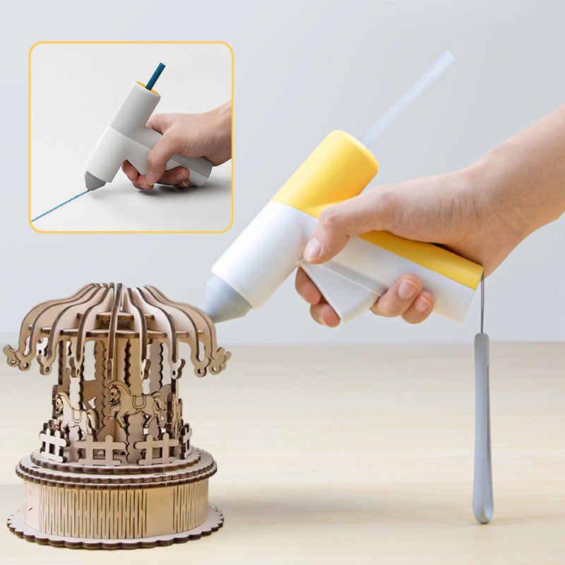 🥳2026 HOT SALE🥳💞50K+ SOLD! 💡🔌 50% OFF! Table Lamp with USB Port & Outlet – 3 light modes, 2 USB ports, AC outlet & phone holder. Charge & light up your desk! 🛡️✅