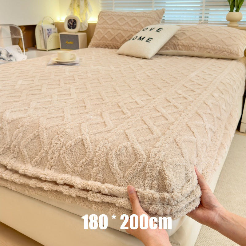 🥳2026 HOT SALE🥳💞50K+ SOLD! 🛏️☁️ 50% OFF! 360° Stretch Plush Knit Fitted Sheet – instant warmth, secure all-around elastic, deep pocket fits up to 30cm. Snug, soft & low-shedding! ✨✅