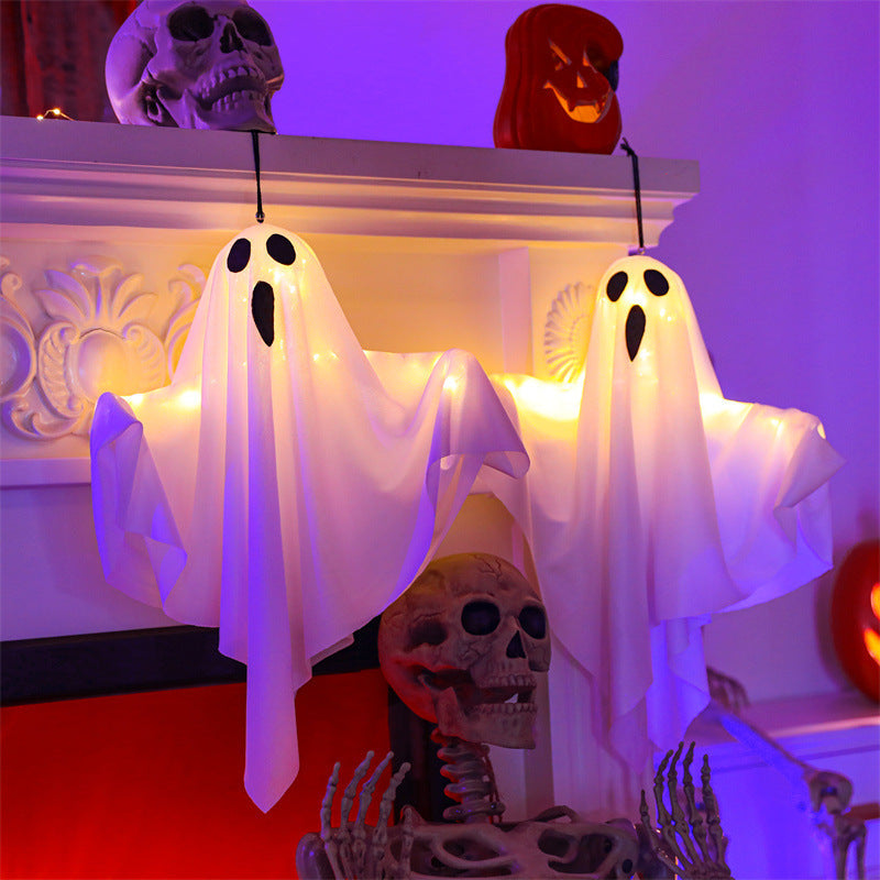 🥳2026 HOT SALE🥳💞50K+ SOLD! 👻🎃 50% OFF! Glowing Ghost Chandelier – dynamic light effects, weatherproof & battery operated. Spooky Halloween party decor! 🛡️✅
