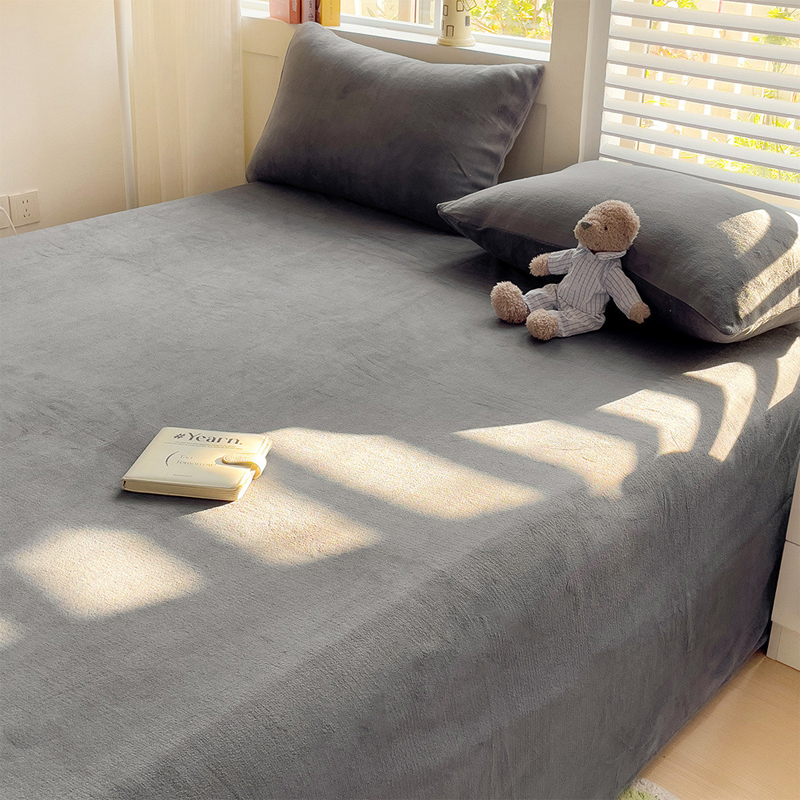 🥳2026 HOT SALE🥳💞50K+ SOLD! 🛏️❄️ 50% OFF! Cozy 3-Piece Bedding Set – instant warmth, anti-static & shed-resistant. 1 sheet + 2 pillowcases, machine washable for cosy winter nights! ✨💚