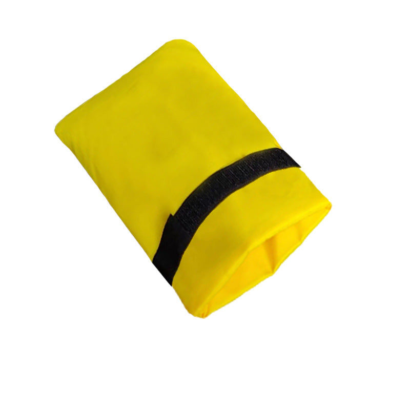 🥳2026 HOT SALE🥳💞50K+ SOLD! ❄️🚰 50% OFF! Insulated Outdoor Faucet Cover – weather-resistant Oxford fabric & padded filling, hook-and-loop fastening. Protects taps from winter freeze! 🛡️✅