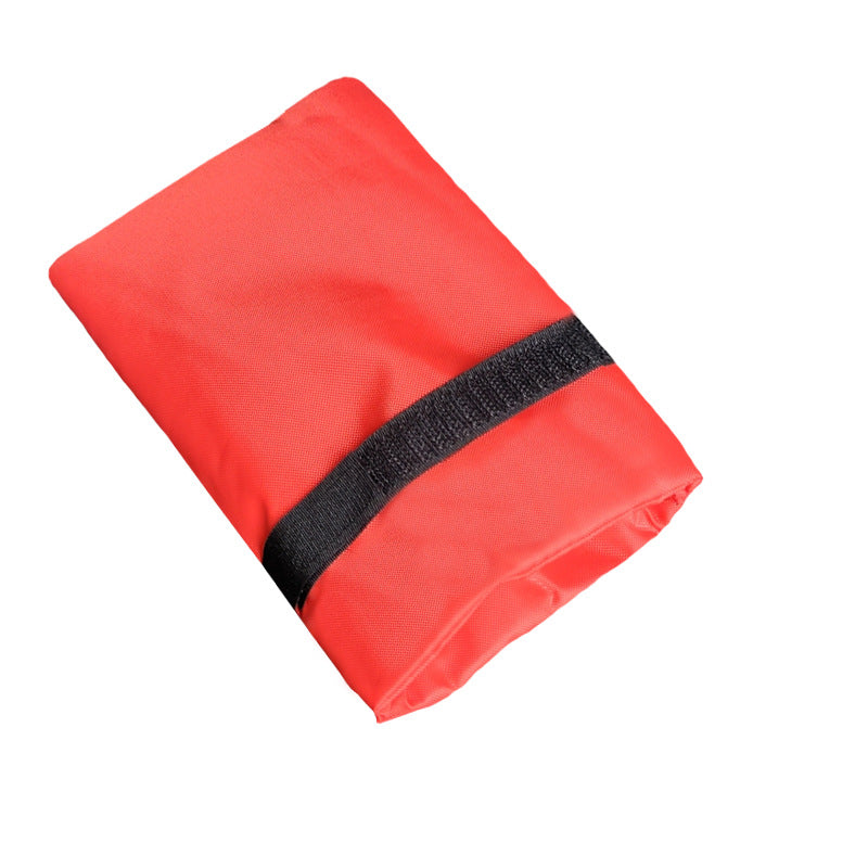 🥳2026 HOT SALE🥳💞50K+ SOLD! ❄️🚰 50% OFF! Insulated Outdoor Faucet Cover – weather-resistant Oxford fabric & padded filling, hook-and-loop fastening. Protects taps from winter freeze! 🛡️✅