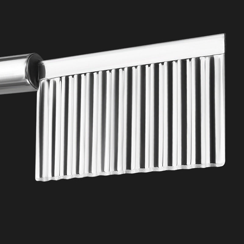🥳2026 HOT SALE🥳💞50K+ SOLD! 🥔🔪 50% OFF! Stainless Steel Crinkle Cut Knife – effortlessly makes wavy fries & decorative veggie slices. Fun textures kids love & rust-resistant! 🛡️✅
